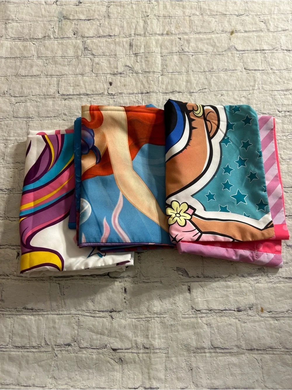 DISNEY PRINCESS L.O.L SURPRISE AND JOJO SIWA NICKELODEON COLORFUL PILLOW CASES